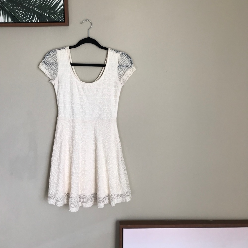 Forever 21 white/ cream lace mini Baby Doll Dress